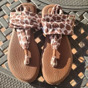 Sanuk Giraffe Print Sandals